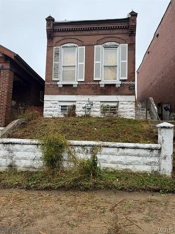 2823 Osceola St photo 1