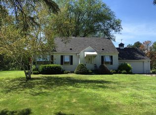 1883 Dodd Rd, Mendota Heights, MN 55118