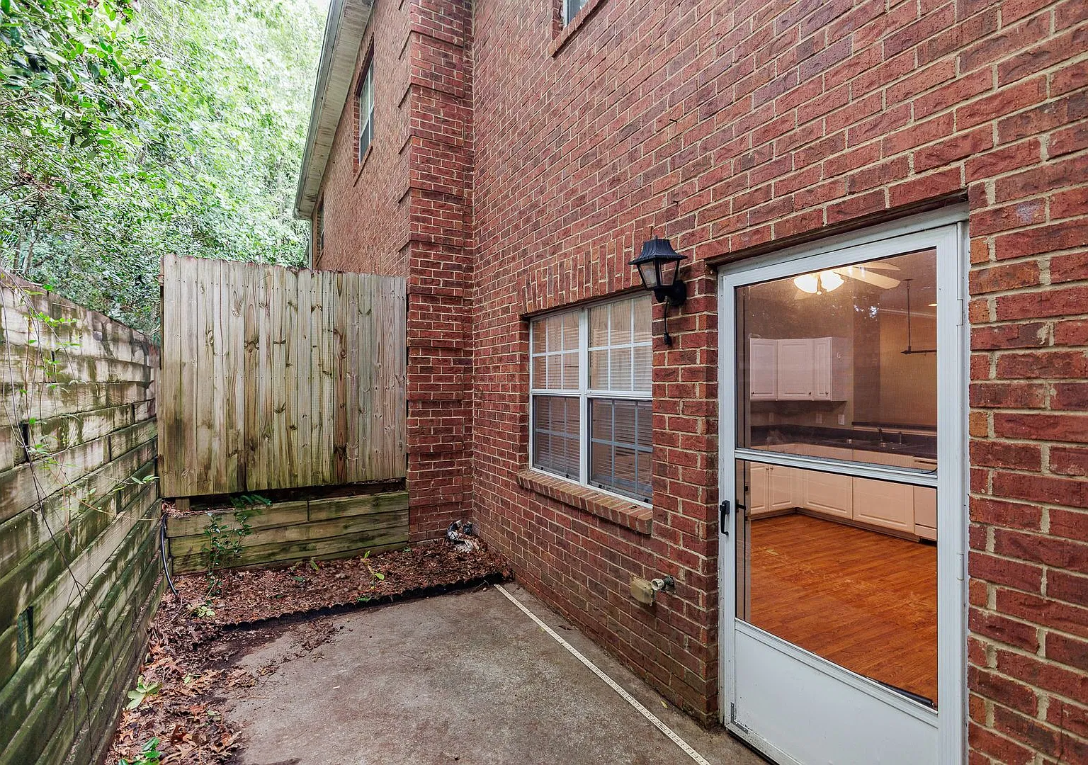 205 Woodstone Dr. #16 | 2 Bed 2.5 Bath East Side — Photo 4