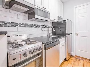 520 E 6th St APT 4, New York, NY 10009