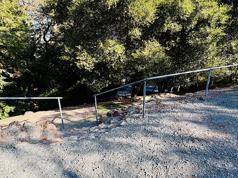 Montair Dr — Photo 18