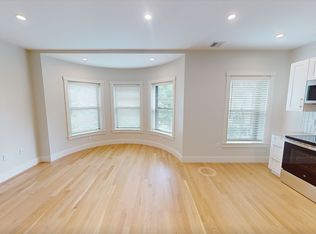27 Longwood Ave #6, Brookline, MA 02446