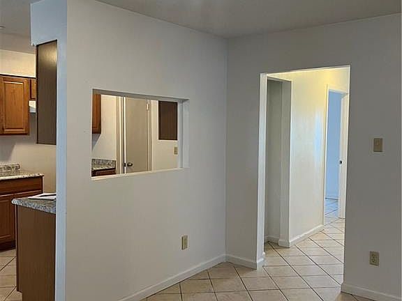 5th image of 3510 Preston Pl
