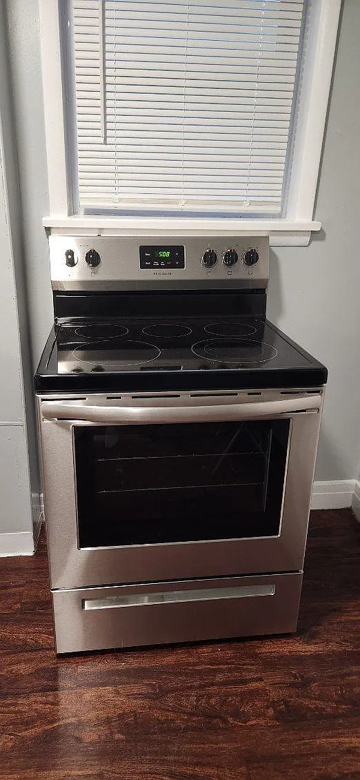3 bed, 1194 sqft, $1,500 — Photo 3
