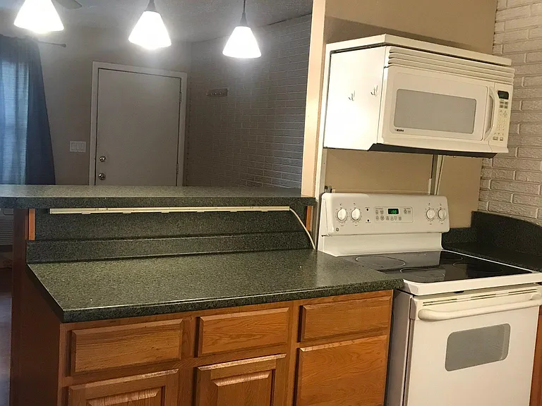4012 Dupont Cir #216 — Photo 3