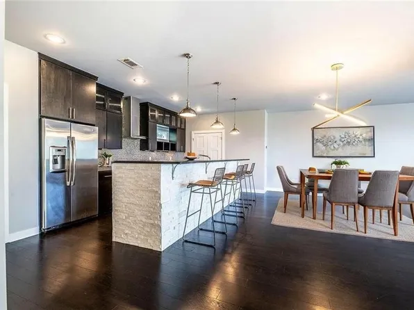 307 E Noble Ln, Fayetteville, AR 72703