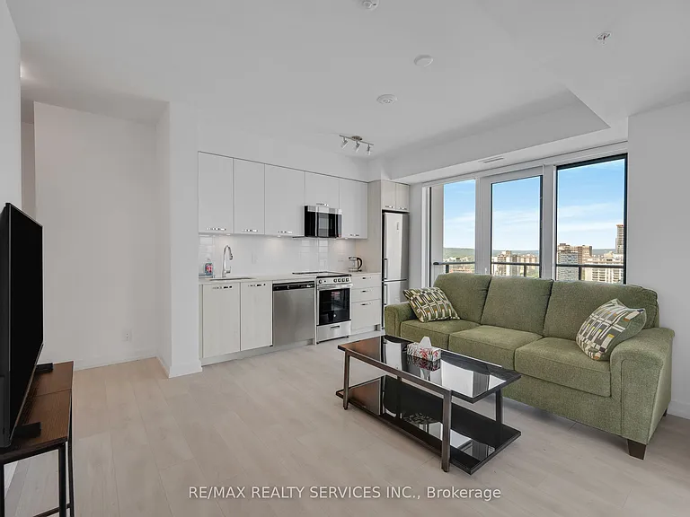 75 James St S #1902 — Photo 20