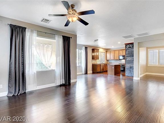 5th image of 11912 Menchaca Ln