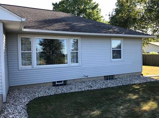 10592 Leonard, Nunica, MI 49448