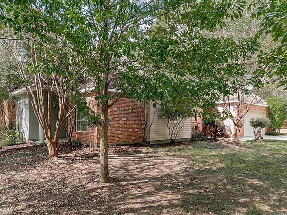 2nd image of 6959 Elm Park Ln