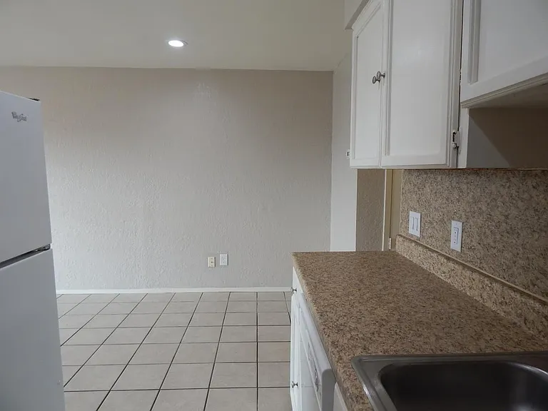 921 Quetzal St #1 — Photo 4