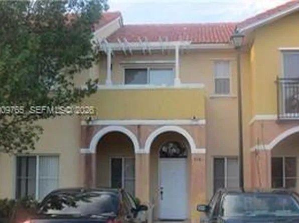 906 N Santa Catalina Cir, Pompano Beach, FL 33068