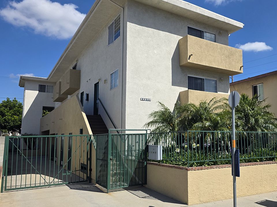 1st image of 10809 Palms Blvd APT A