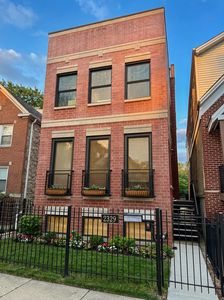 (Undisclosed Address), Chicago, IL, 60647
