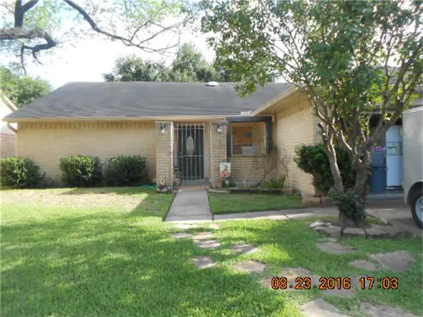 19323 Quiet Brook Dr, Houston, TX 77084