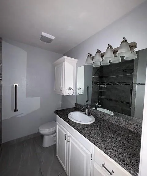 1128 N Los Ebanos Rd — Photo 13