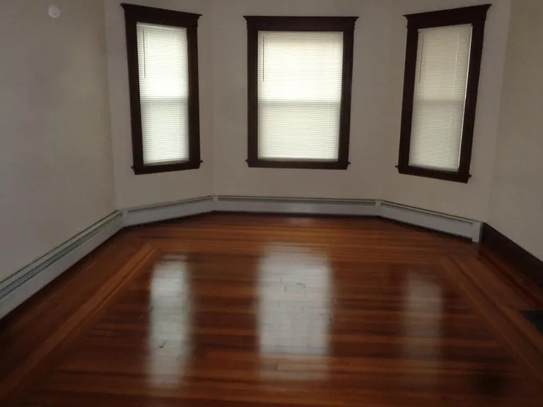 61 Grove St #1 — Photo 2