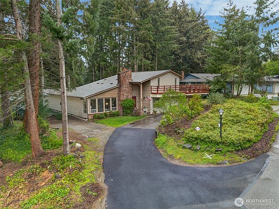3rd image of 3910 82nd Avenue Ct W