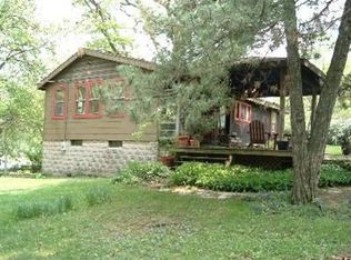 1601 Burlington Beach Rd, Valparaiso, IN 46383