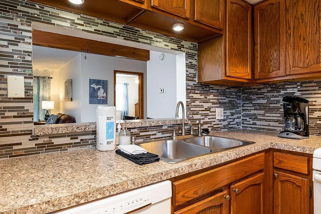 6542 Bella Vista Dr NE — Photo 4