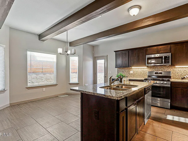 3635 Morgan Bay St — Photo 3
