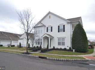 24 Lumbermill Ln, Voorhees, NJ 08043