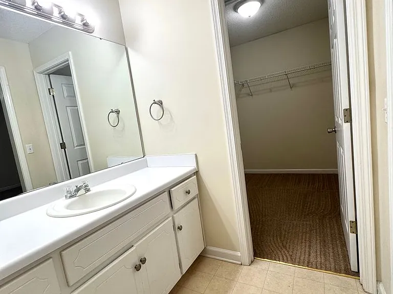 178 Commons Dr — Photo 10