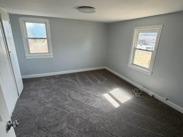 1614 Kings Hwy #2, Swedesboro, NJ 08085