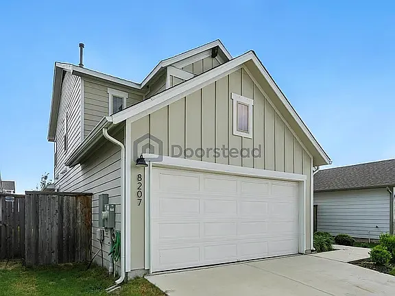 8207 Cottage Rose Dr — Photo 26