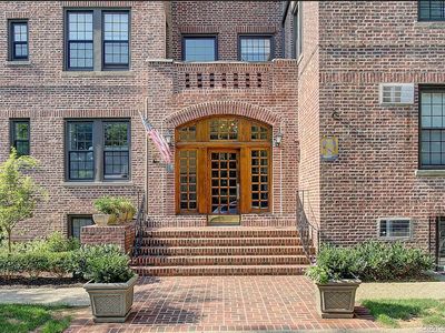 6 Burns Street #416, Flushing, NY, 11375