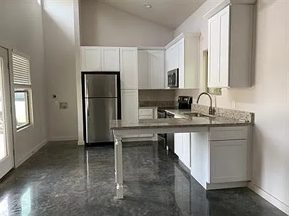 306 S Oak St #C — Photo 6