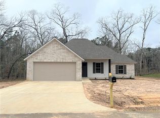 140 Archie Dr, Colfax, LA 71417