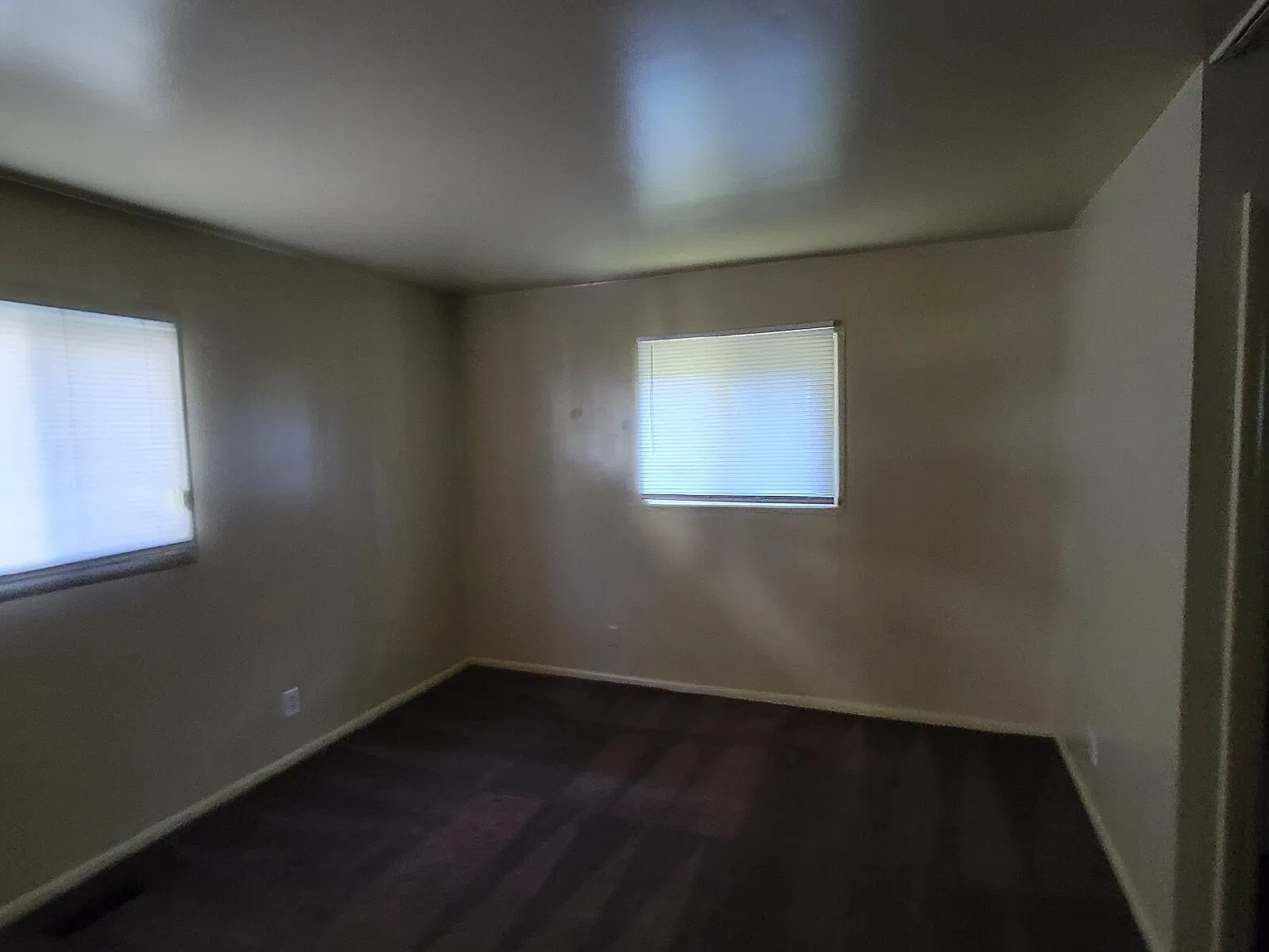 3 bed, 1.5 bath, $1,075 — Photo 3