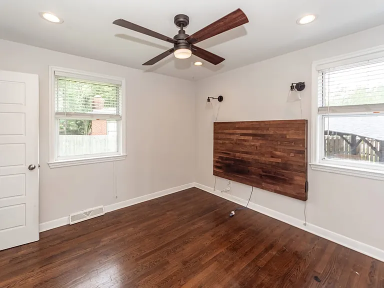 343 Cessna Ave — Photo 38