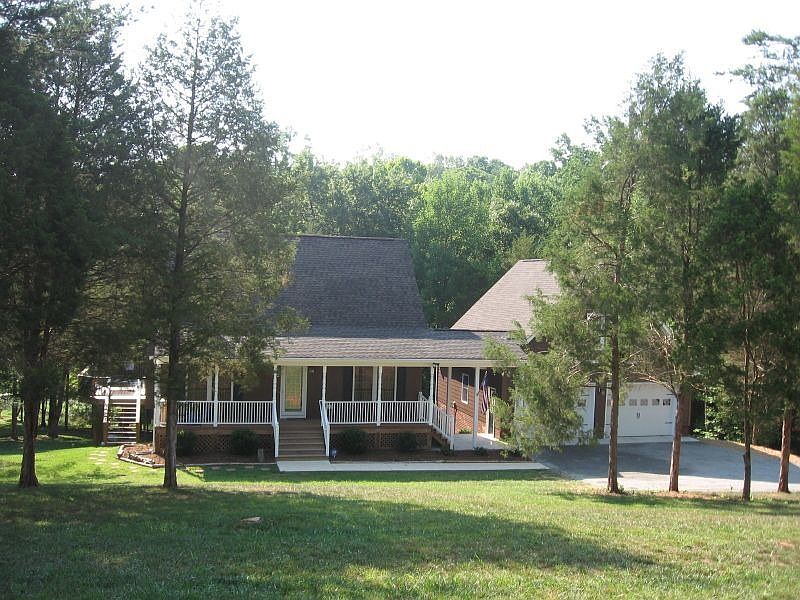 1st image of 42 Quisenberry Ct