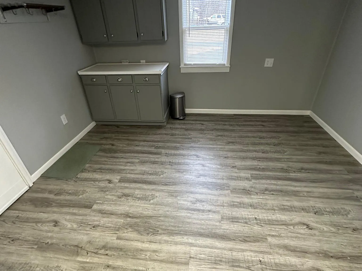1 bed, 1210 sqft, $1,300 — Photo 4