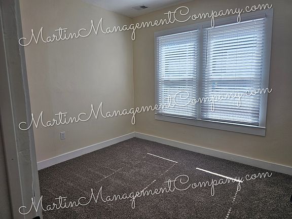 5th image of 1011 S Harrison Ave