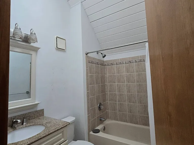 36 Ten Broeck Ln — Photo 10