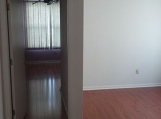 3B Hampton Rd, New Brunswick, NJ 08901