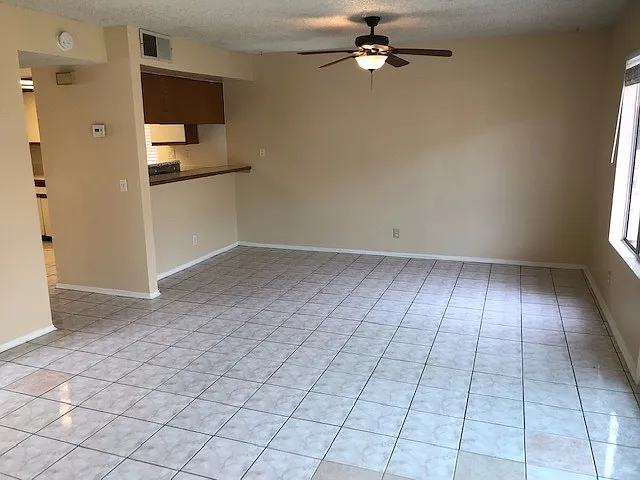 23778 Parkland Ave — Photo 4