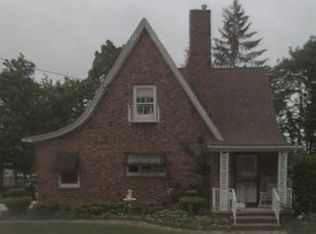 447 Roosevelt Ave, Cuyahoga Falls, OH