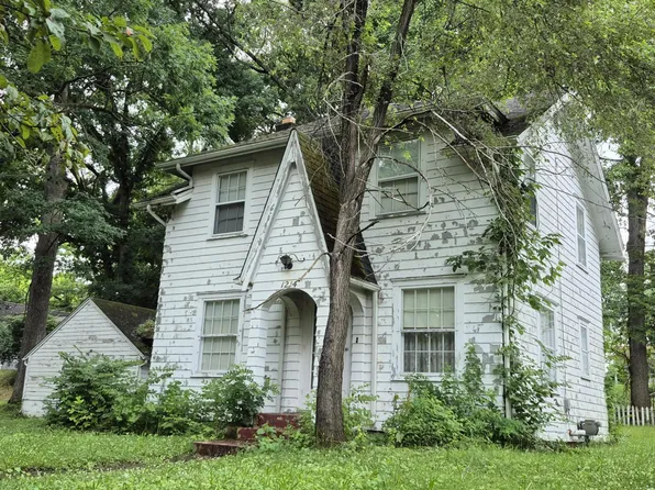 1214 Mound Ave, Jackson, MI 49203