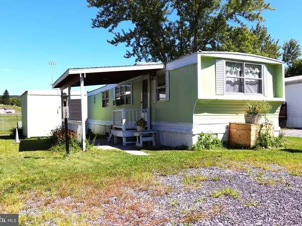 137 Shoups Branch Rd, Saxton, PA 16678