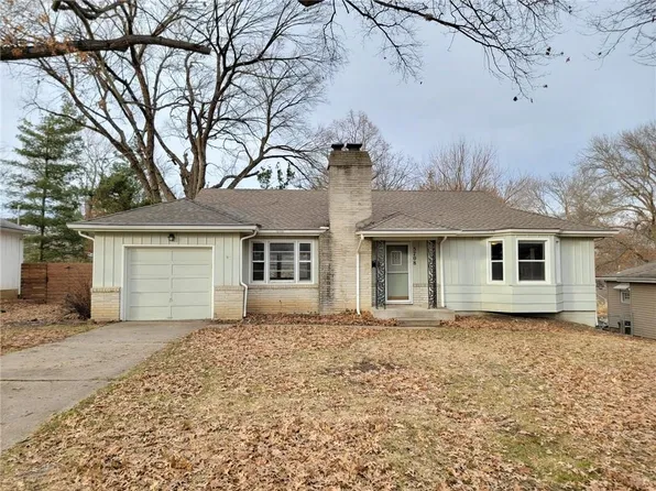 5708 W 78th St, Prairie Village, KS 66208