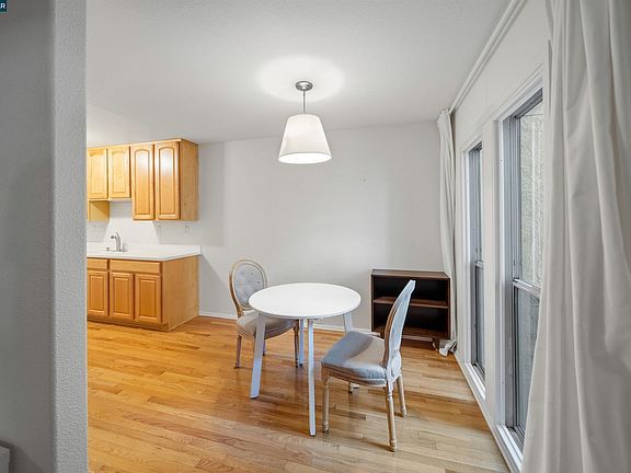 4th image of 150 Sharene Ln APT 109