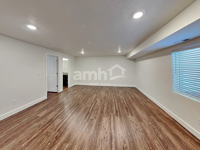 5936 W Verdigris Dr — Photo 8