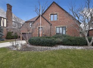 91 Kensington Oval, Rocky River, OH