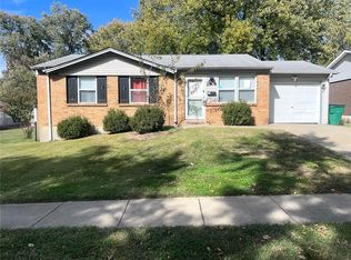 2501 Hedgerow Dr, Florissant, MO