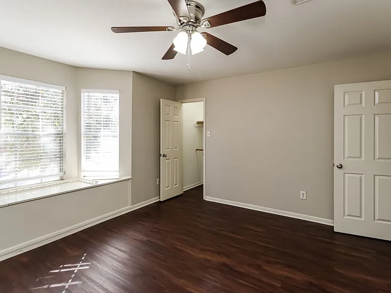 18823 Timber Spring Dr — Photo 14