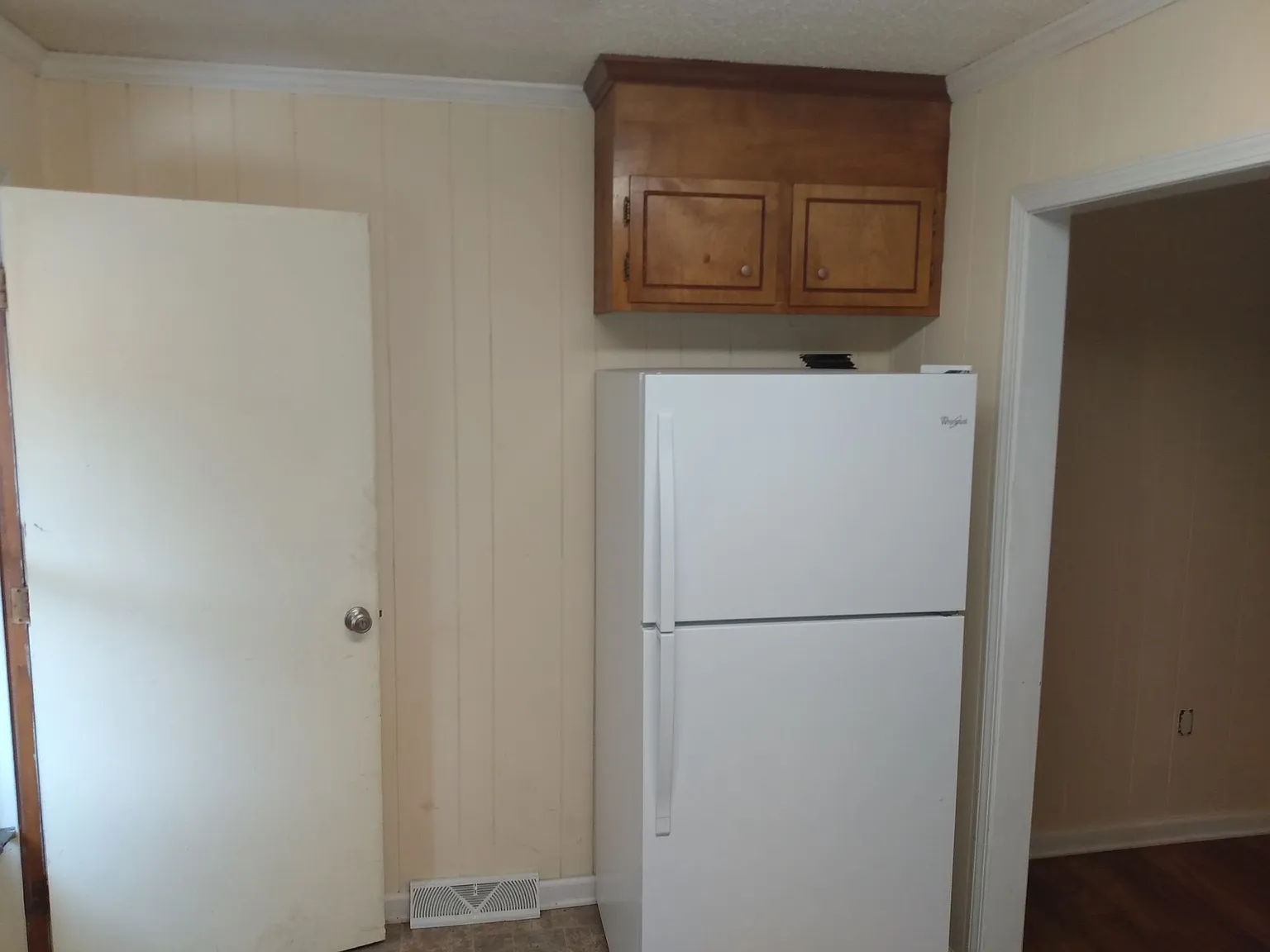 843 Woodland Street — Photo 4